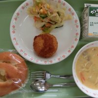 4月23日(火)の給食