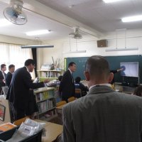 教育委員による学校訪問がありました