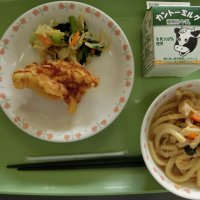 11月18日(月)の給食