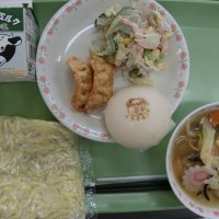 3月8日(月)の給食