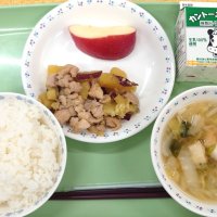 牛久の日給食