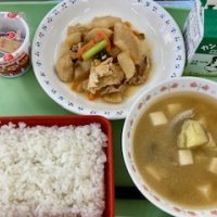 地場産物ウイーク給食１日目＆うしく河童大根