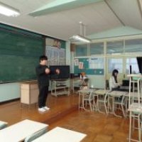 牛久小学校の学び（冬休み明け集会）